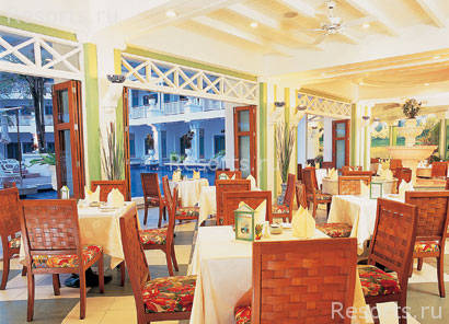 Andaman Seaview Hotel 13